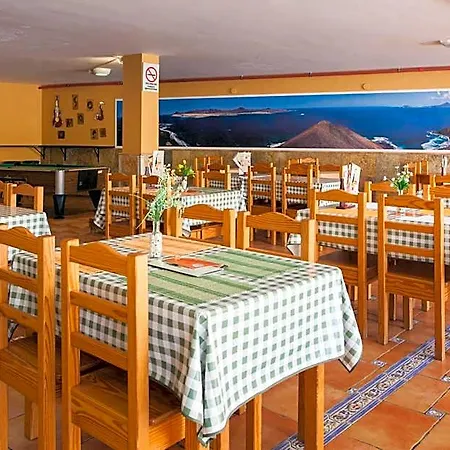 Apart-hotel Maxorata Corralejo