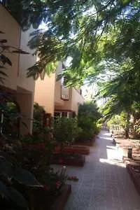 马克索拉塔海滩公寓酒店 3*